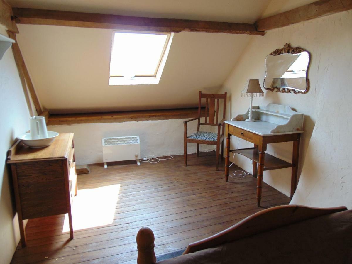 Le Domaine Villa Saint-Symphorien-des-Monts ภายนอก รูปภาพ